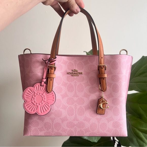 NWT Coach! Mollie Tote Bag 25
In Signature Canvas With Charms 🌸 - Picture 2 of 11